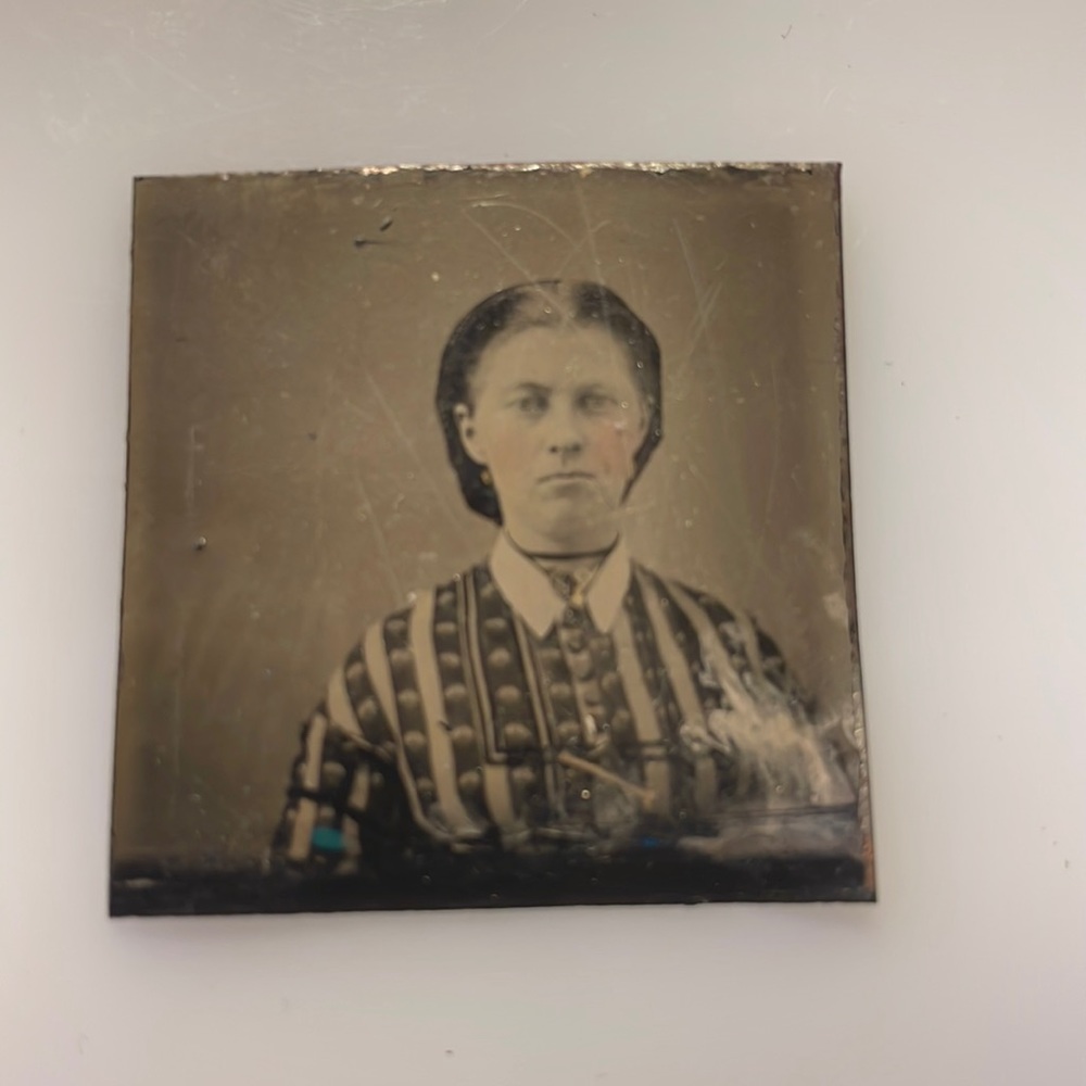 Small Victorian tintype portrait of a woman